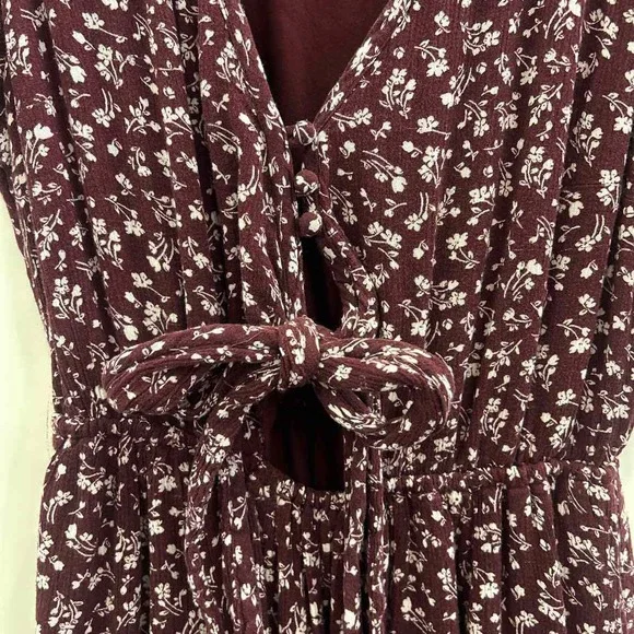 Womens Floral V-Neck High-Low Dress in Burgundy - Picture 5 of 6